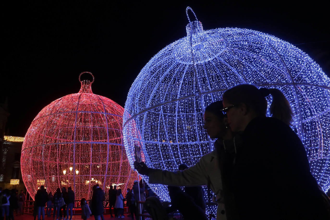 Fotos: Valencia enciende la iluminación navideña 2021