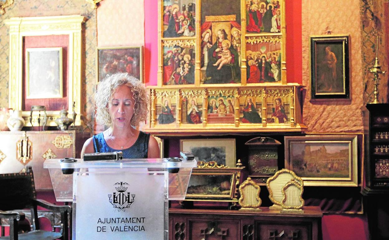 Gema Contreras, durante la presentación de la restauración del Retablo de los Siete Gozos. 