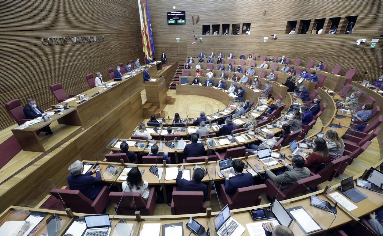 Pleno de Les Corts. 