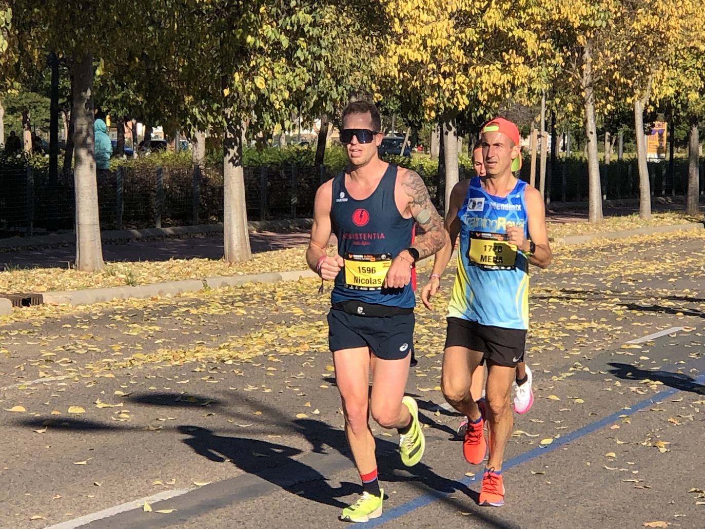 Tras pasar por el centro de la ciudad los participantes llegaban al entorno del Bioparc para comenzar el último tramo de la carrera.