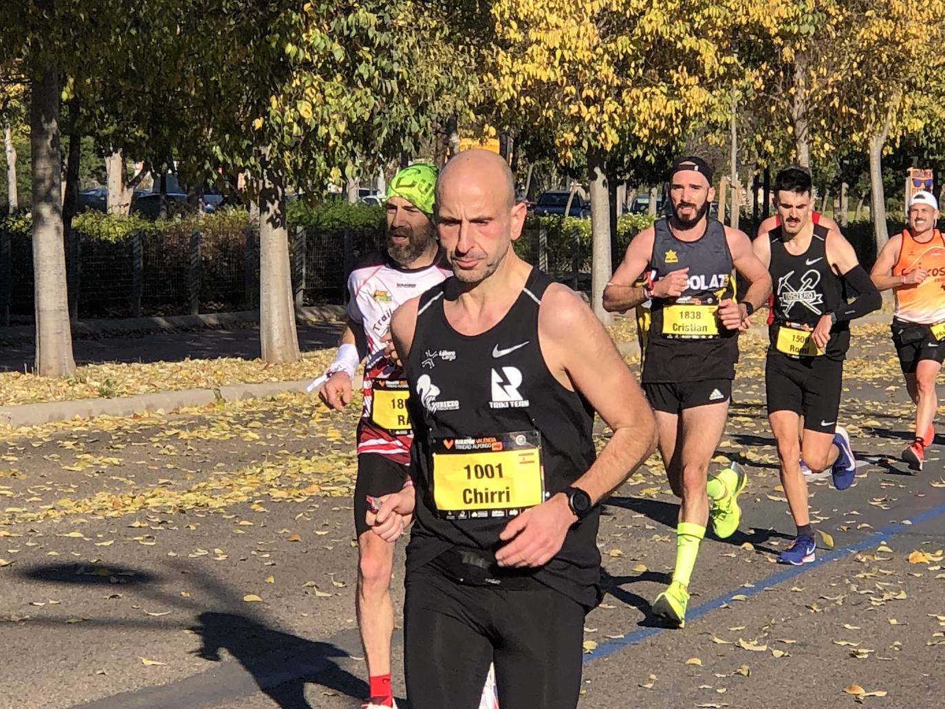 Tras pasar por el centro de la ciudad los participantes llegaban al entorno del Bioparc para comenzar el último tramo de la carrera.