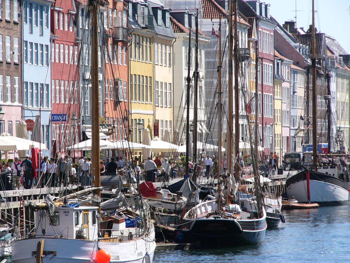 8. Copenhague.