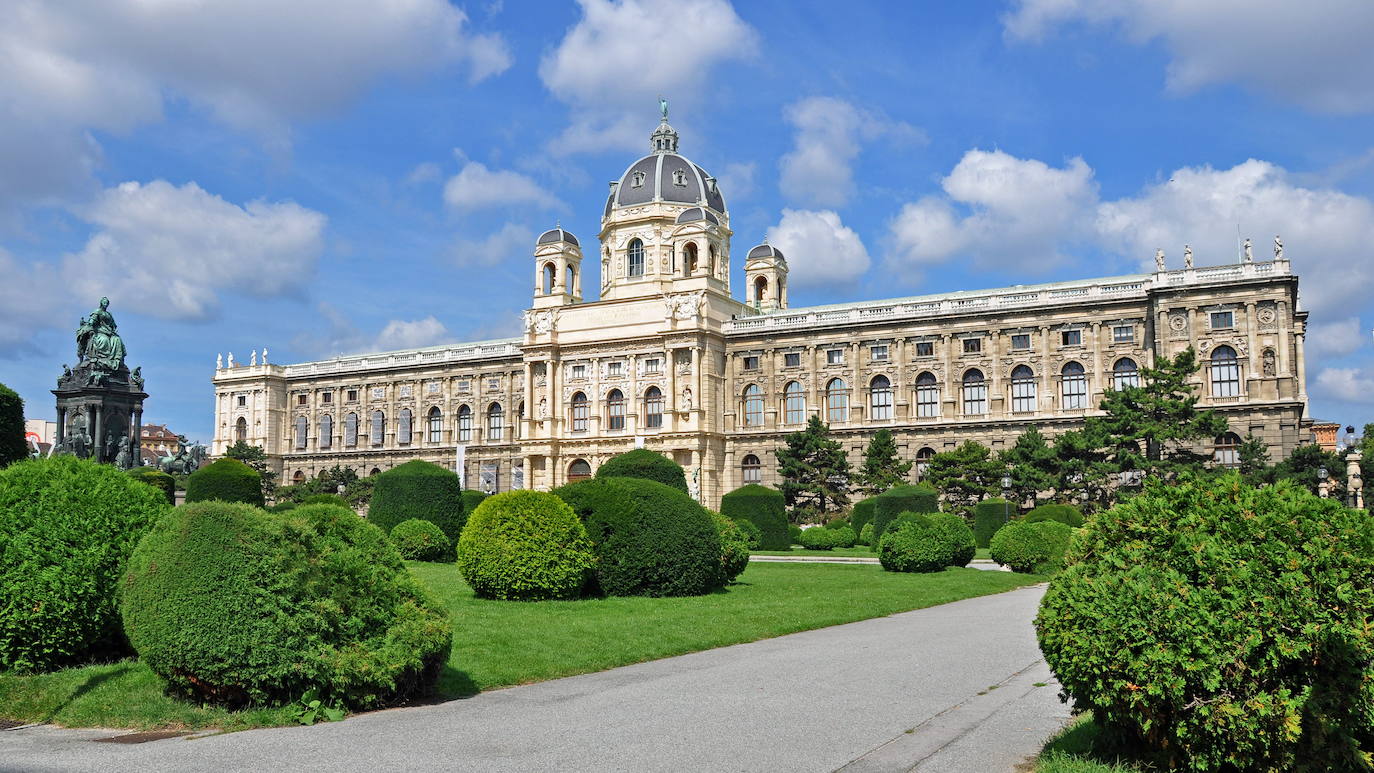 12.- Viena (Austria) | Cuenta con un gran número de espacios ajardinados que actúan como pulmón en medio de la capital austriaca. Además, el 80% de su población, según el listado, no utiliza el vehículo privado para desplazarse al trabajo.