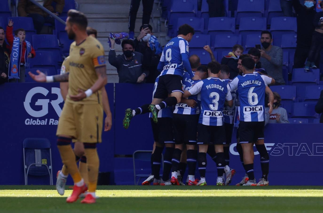 Fotos: Las mejores imágenes del RCD Espanyol-Levante UD