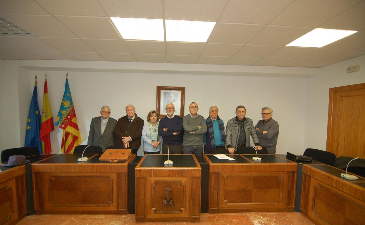 Miembros de la Asociación de Cronistas locales en una de las asambleas anteriores. 