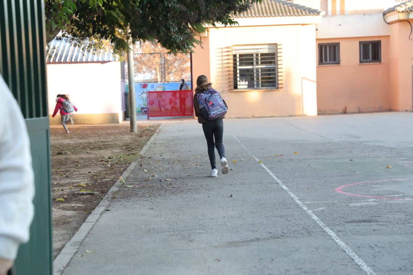 Inicio de la campaña de vacunación infantil contra el covid en menores de 12 años en los colegios de la Comunitat Valenciana. 