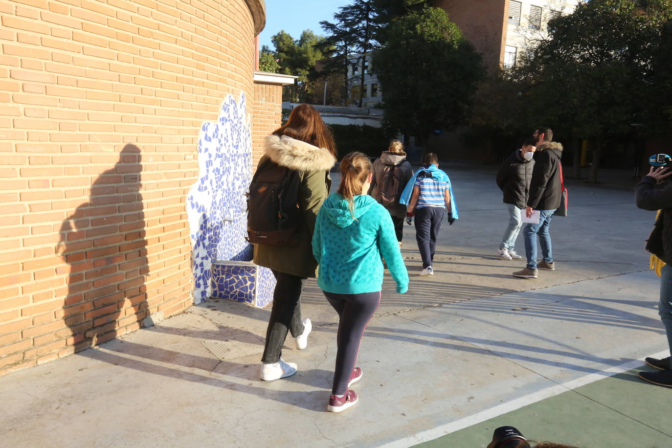 Inicio de la campaña de vacunación infantil contra el covid en menores de 12 años en los colegios de la Comunitat Valenciana. 