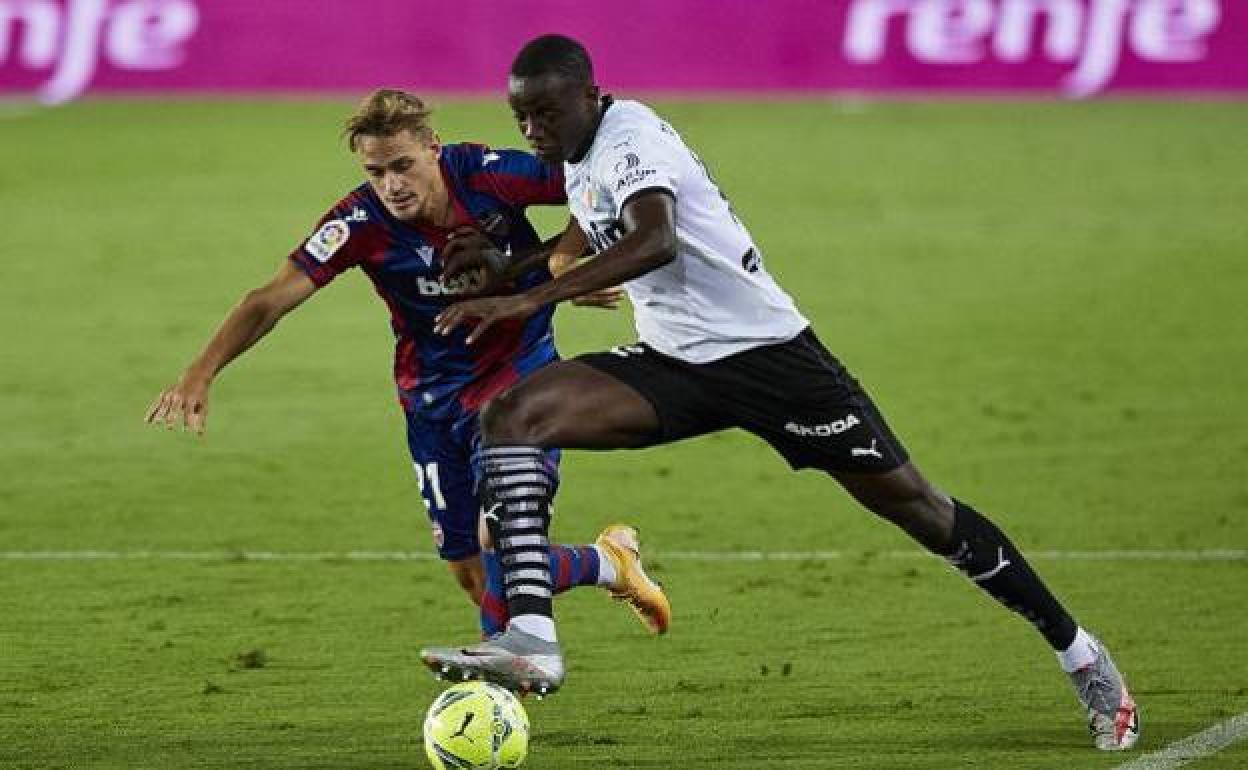 Levante y Valencia en el partido de la temporada pasada