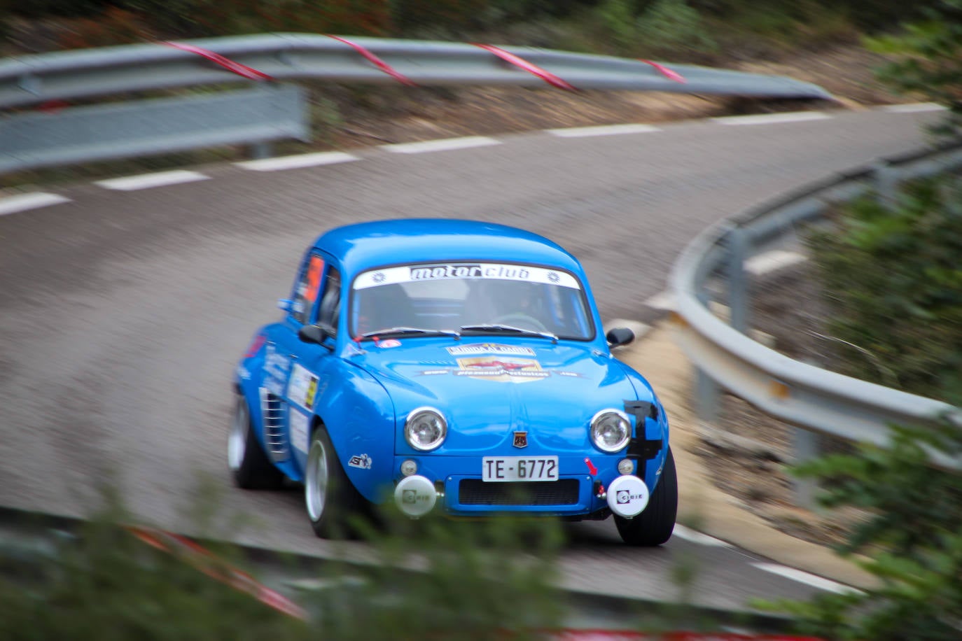 Fotos: Espectacular subida al Garbí con 60 coches por la Calderona