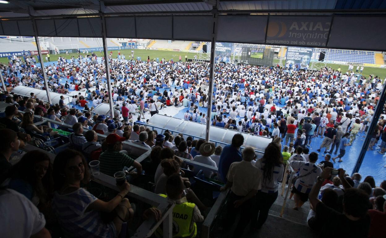 Retransmisión en el Collao del partido que certificó el ascenso a Segunda División en 2011. 