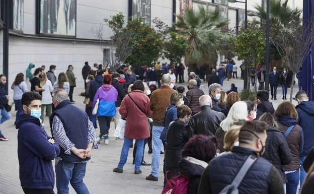 El pasaporte Covid empuja a vacunarse a cerca de 45.000 valencianos