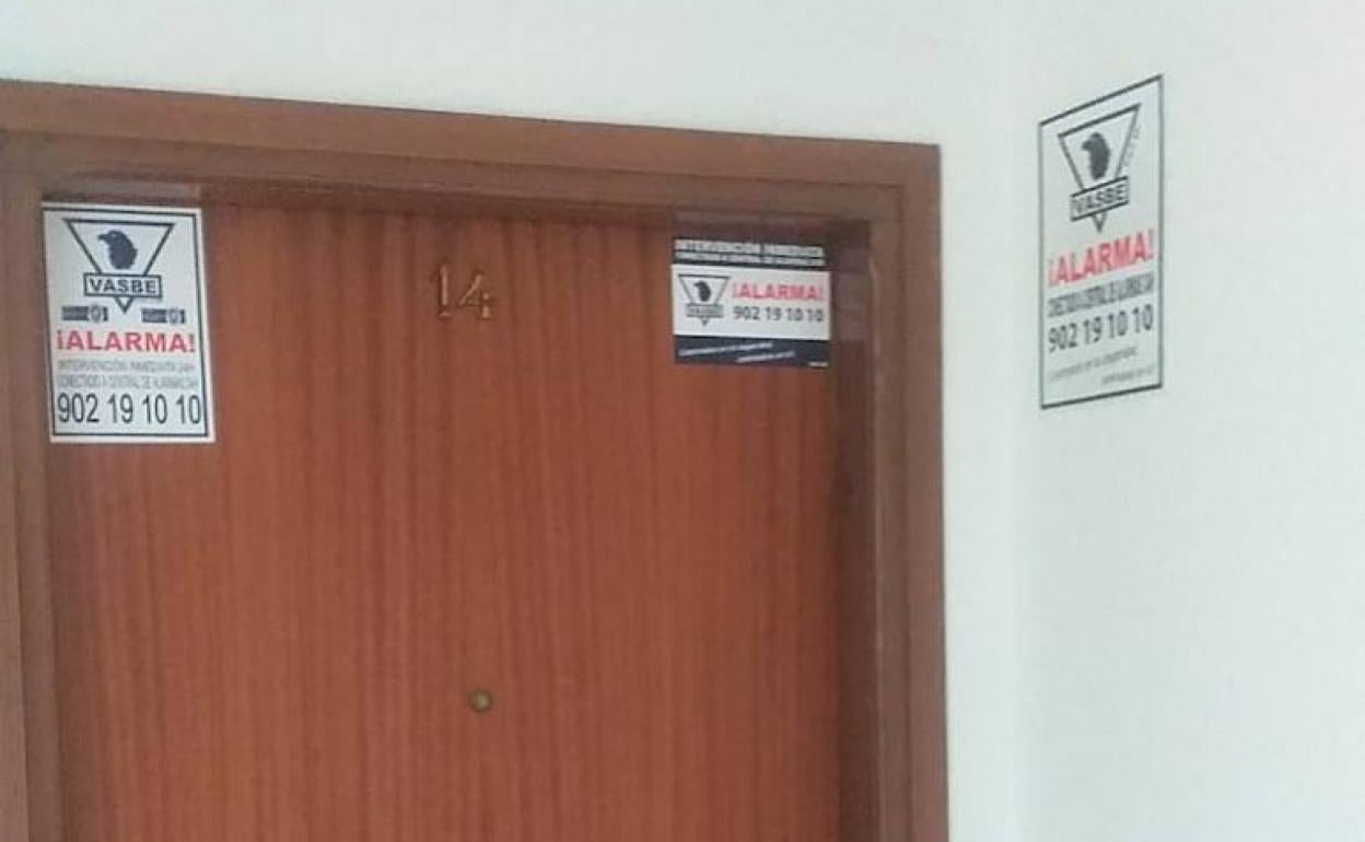 Uno de los pisos en los que se ha instalado al alarma para evitar ocupaciones ilegales. 