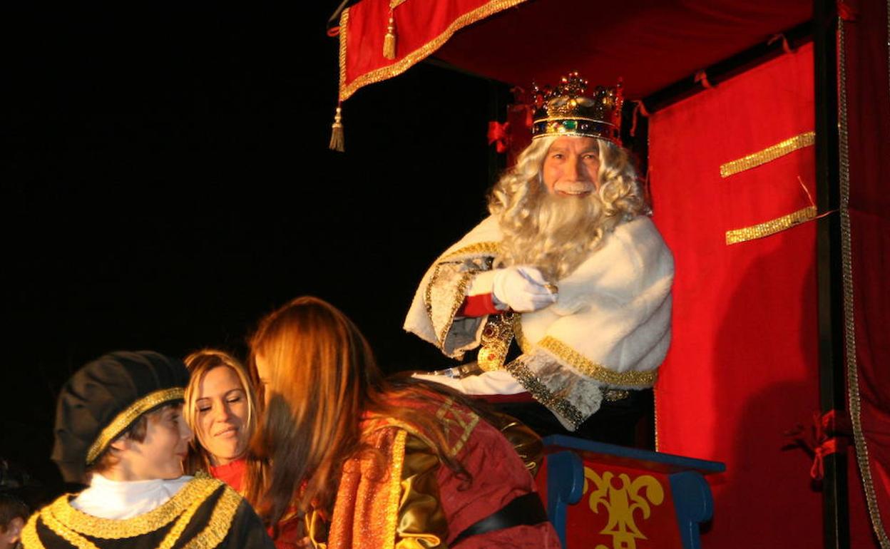 Imagen de archivo de la cabalgata de Reyes Magos en Paterna. 