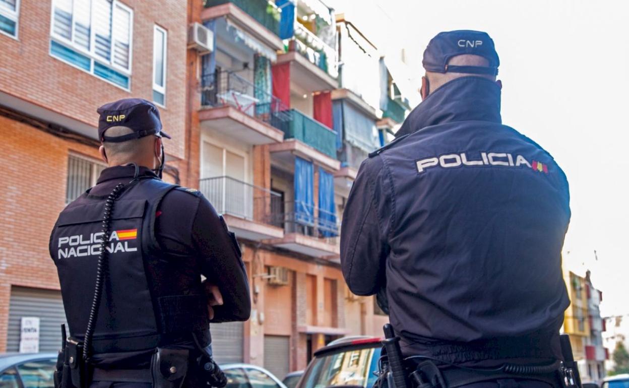 El detenido se enfrenta a una sanción de prisión máxima y permanente en su país. 