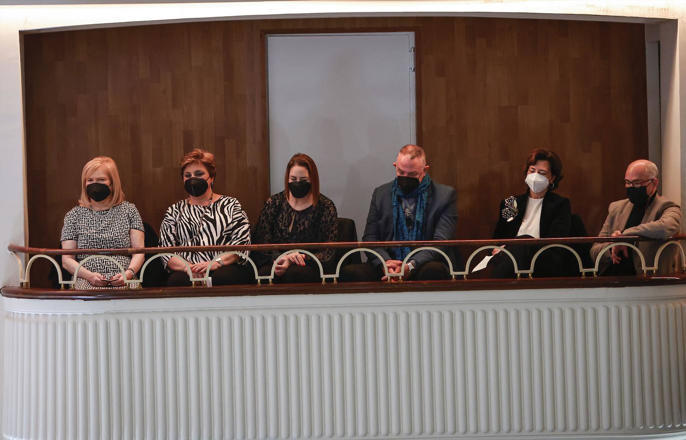 Carmen de Rosa, Isabel Quintanilla, Pilar González, Esteban Rodríguez, Asun Palop y Fernando de Rosa en el concierto del Ateneo.