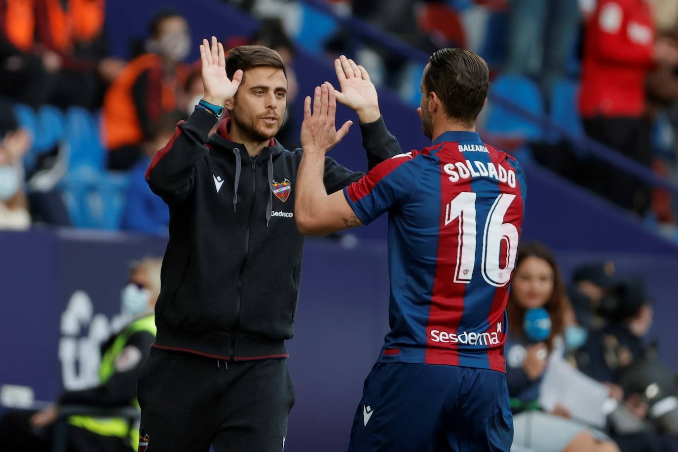 Fotos: Todas las fotos del partido Levante UD - RCD Mallorca en el estado Ciutat de Valencia