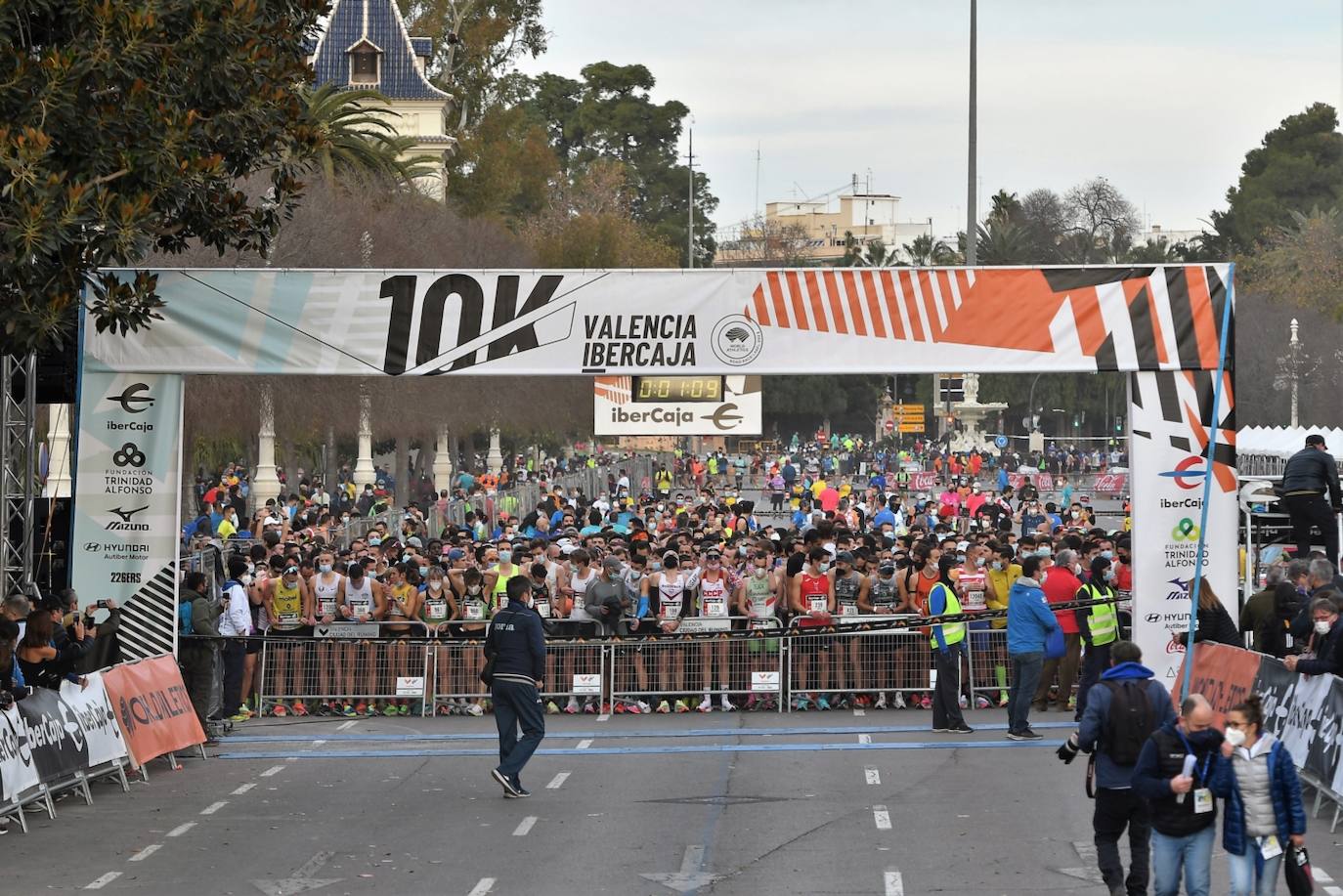 Fotos: Todas las fotos de la carrera 10K Ibercaja de Valencia 2022