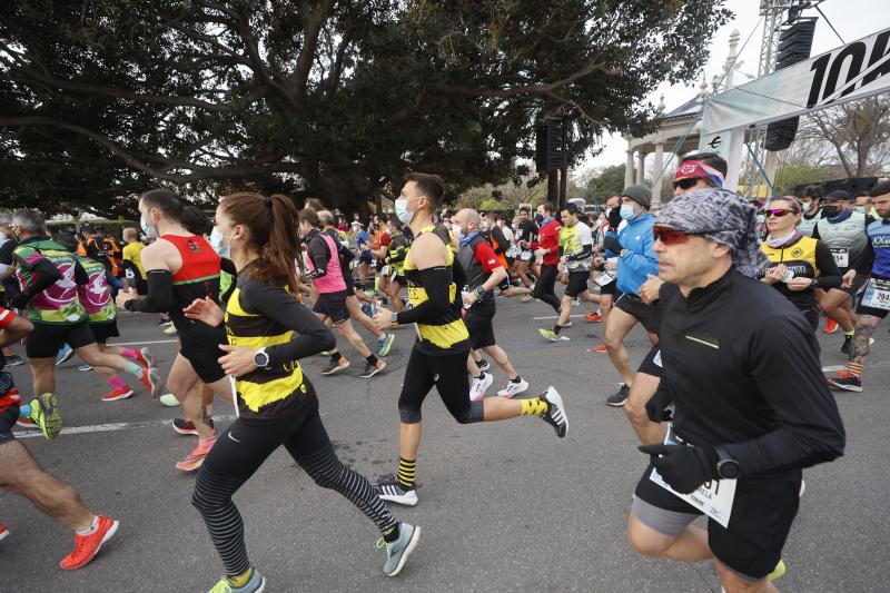 Fotos: Búscate en la salida de la carrera 10K Ibercaja de Valencia