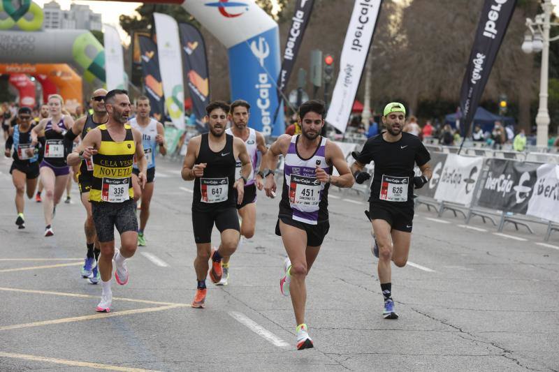 Fotos: Todas las fotos de la carrera 10K Ibercaja de Valencia 2022