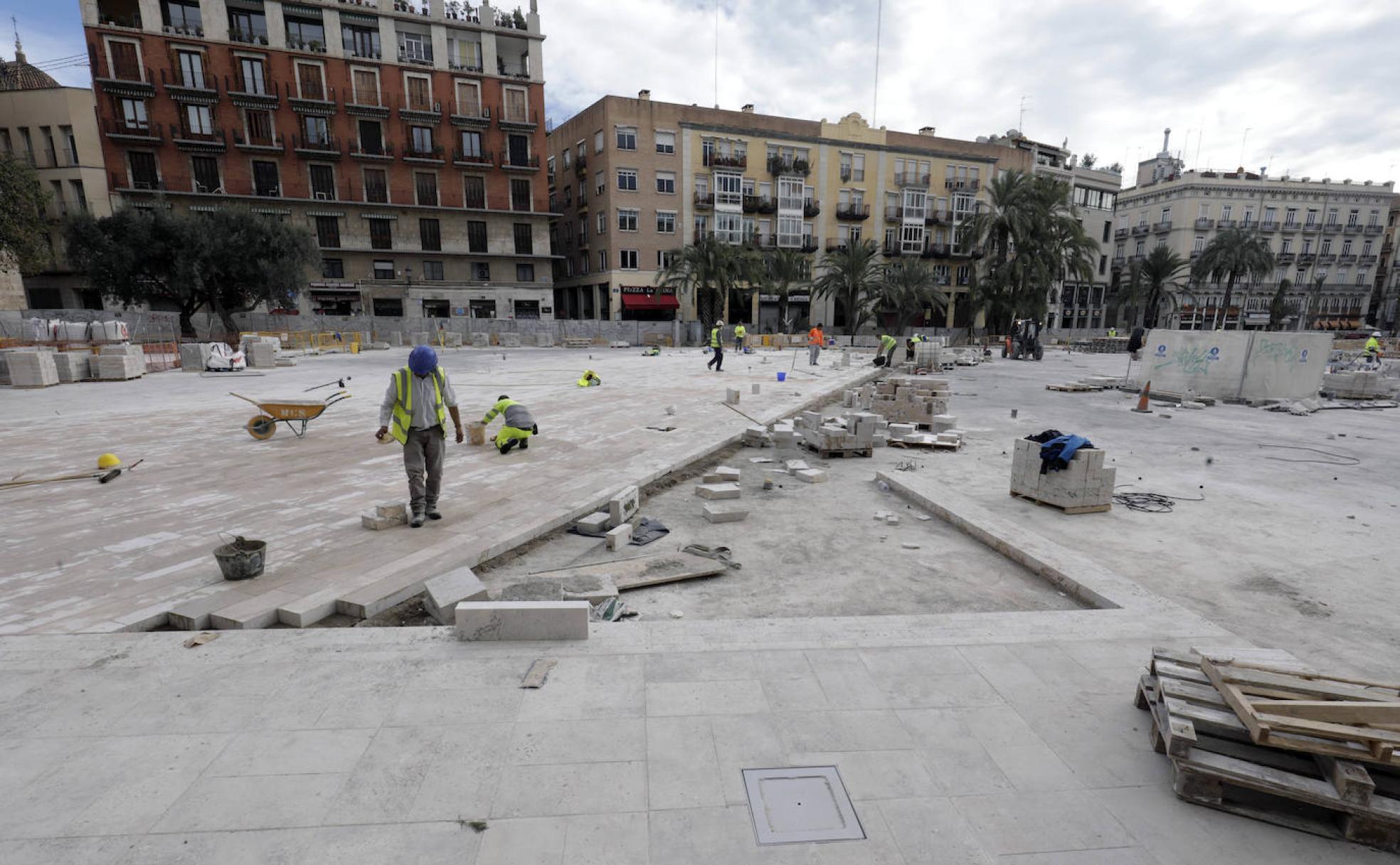 Así avanzan las obras de la plaza. 