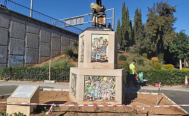 Fomento trasladará el monolito de la mujer ceramista de Manises por obras en la vía al aeropuerto