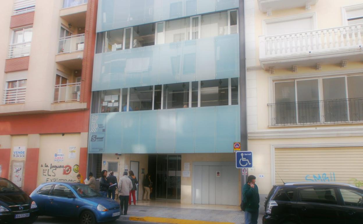 Edificio del SEPE de Gandia. 