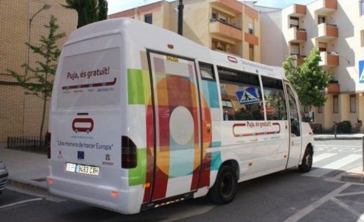 Uno de los microbuses urbanos municipales de Ontinyent. 