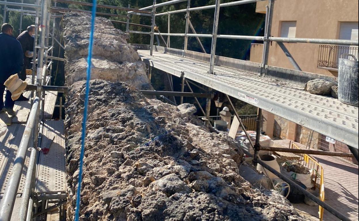 Rehabilitación de la muralla de Penàguila. 