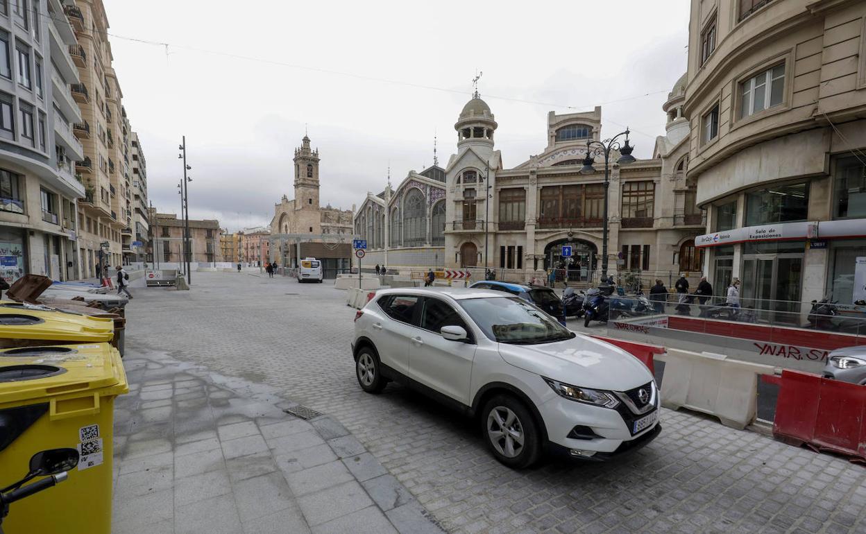 Multas por ir en coche en el centro de Valencia | Las primeras cinco mil multas con las cámaras en Ciutat Vella causan una cascada de críticas
