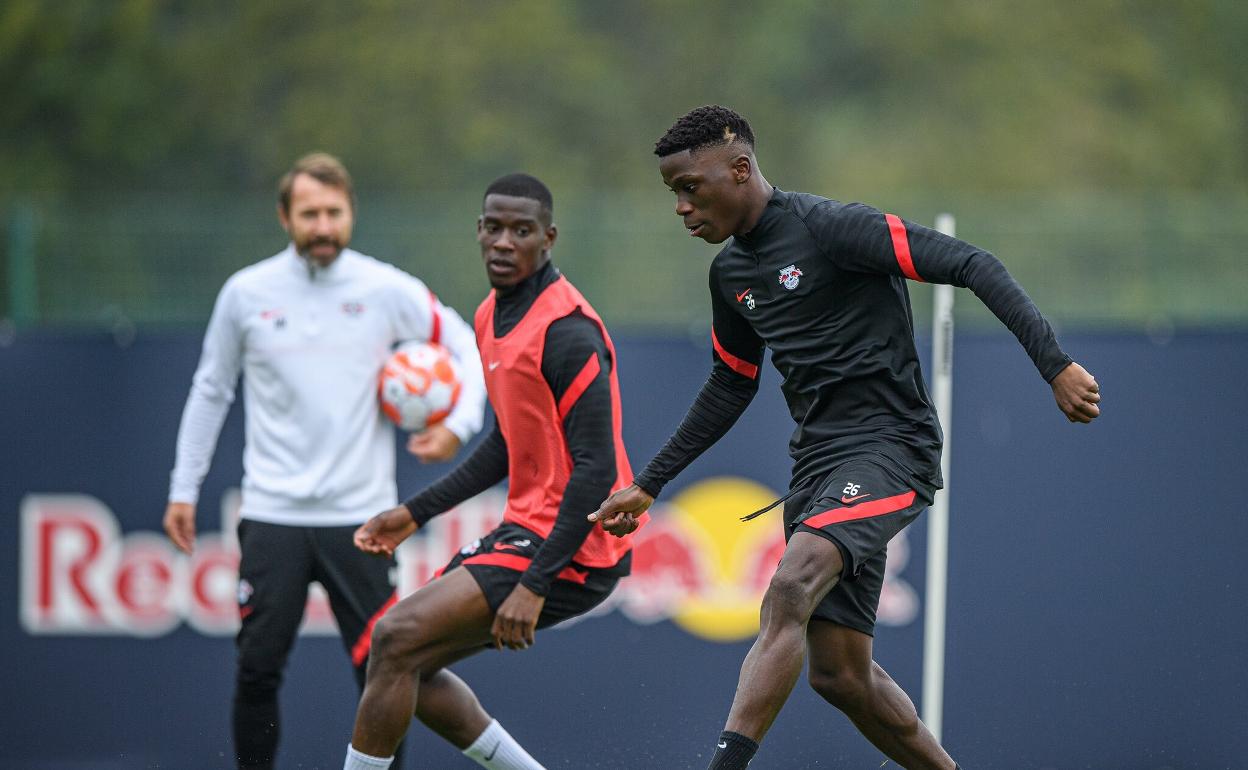 Ilaix Moriba, durante un entrenamiento con el RB Leipzig, en una imagen de archivo