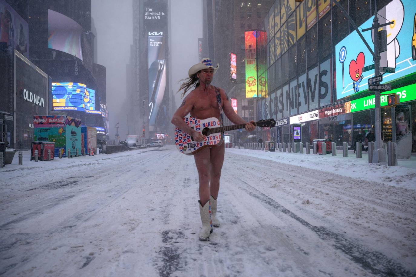 Fotos de Nueva Yok: La nieve sepulta Nueva York