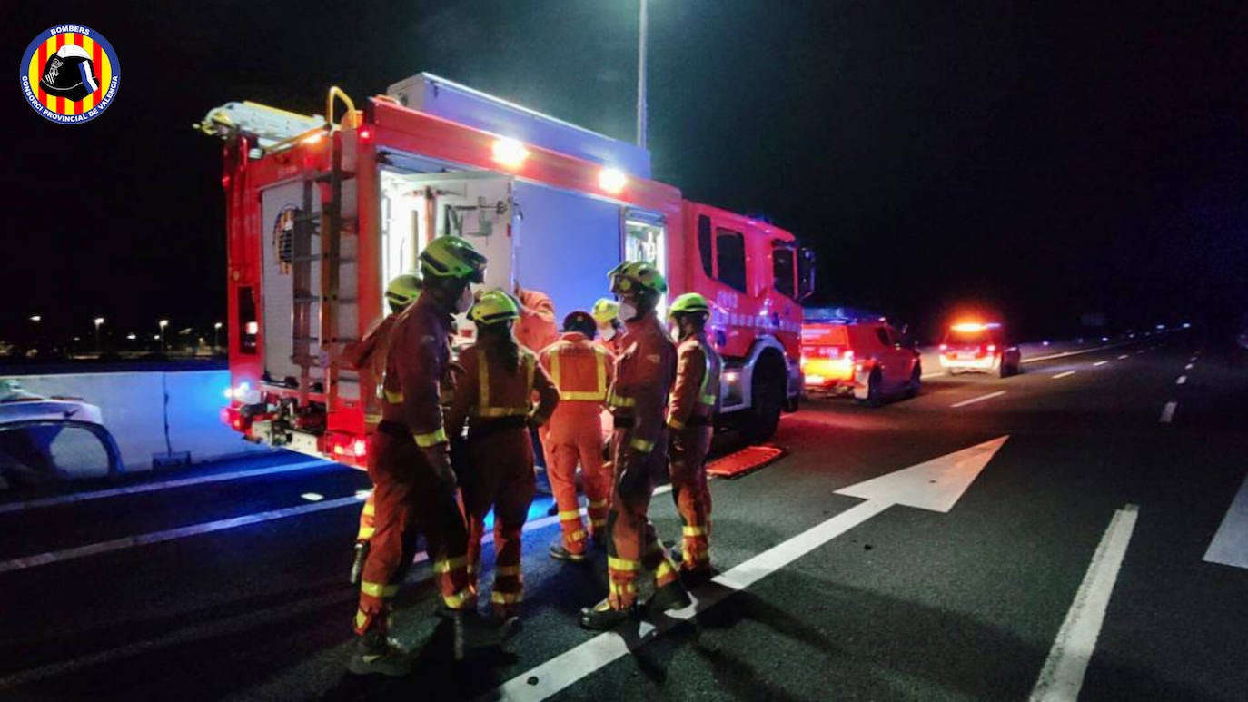 Fotos: Cinco muertos en un grave accidente en Rotglà i Corberà