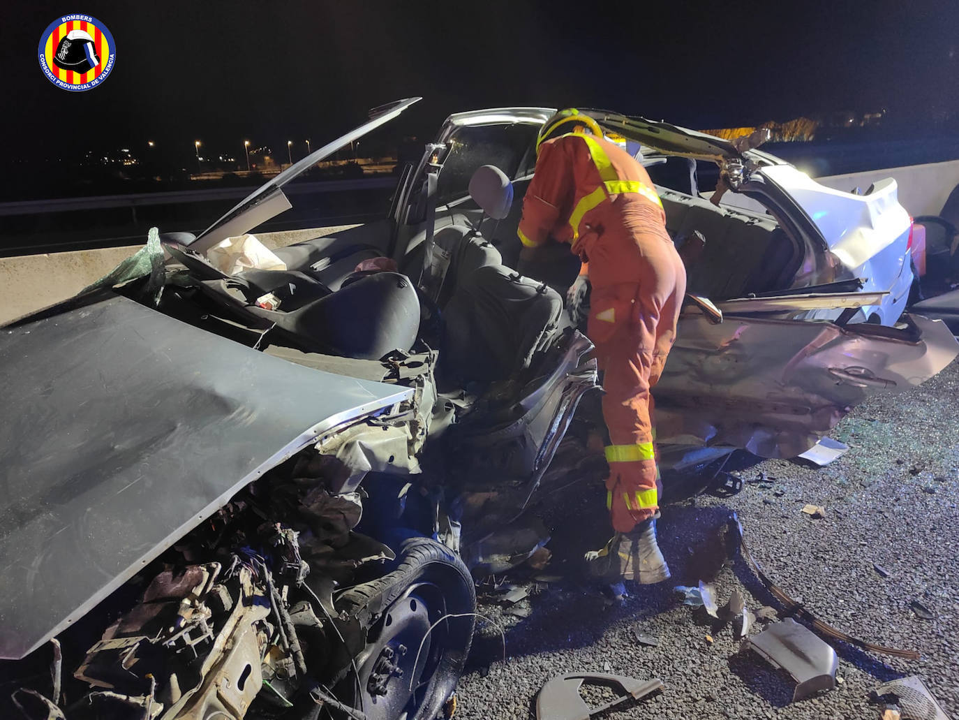 Fotos: Cinco muertos en un grave accidente en Rotglà i Corberà