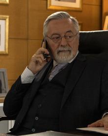 Imagen secundaria 2 - Fotogramas del capítulo 3 de Sequía. 