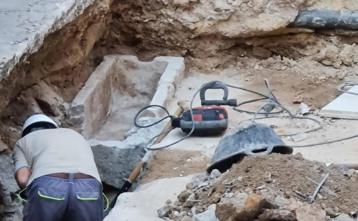 Hallazgo arqueológico en el solar junto a la Casa del Relojero. 