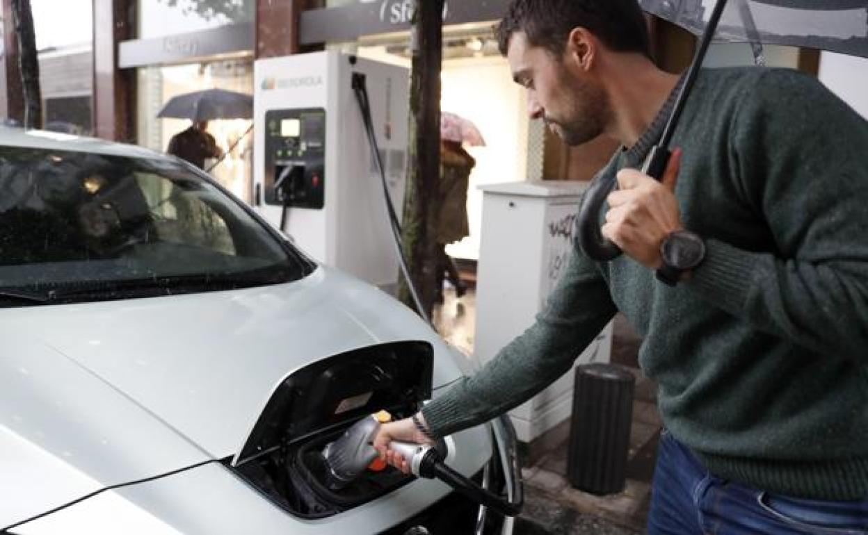 FP: nuevo título | El nuevo grado de FP sobre coches eléctricos que llega en 2022