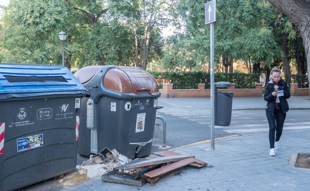 Las calles de Valencia se llenan de cartón