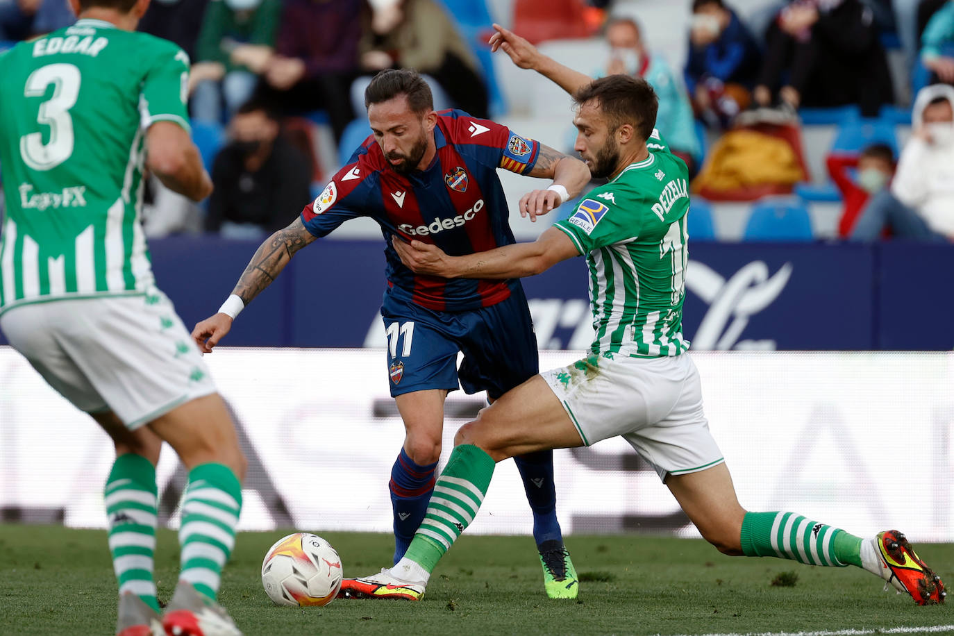 Fotos: Las mejores imágenes del Levante UD-Real Betis Balompié