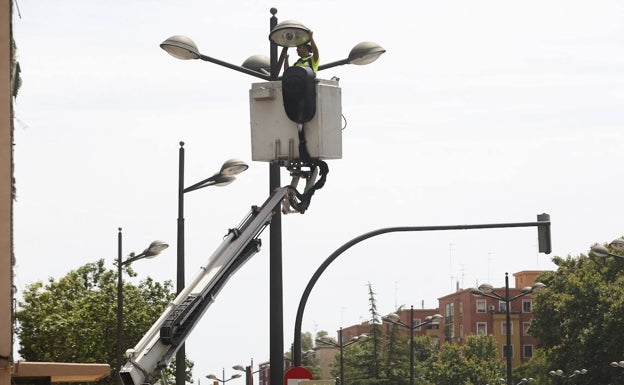 La factura de la luz baja en Valencia 