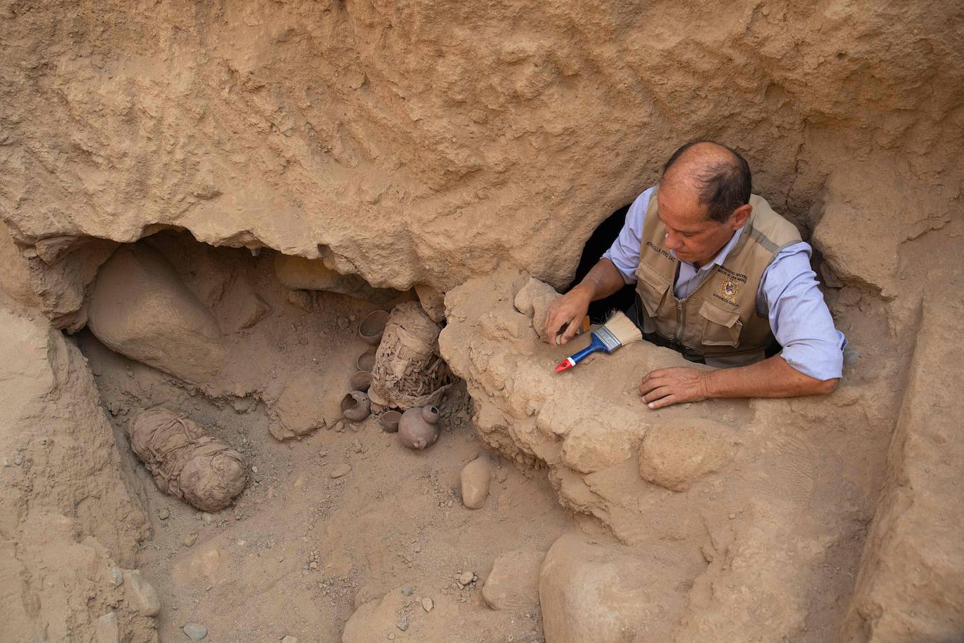 Hallazgo arqueológico | Fotos: Hallan 14 momias de un sacrificio preinca