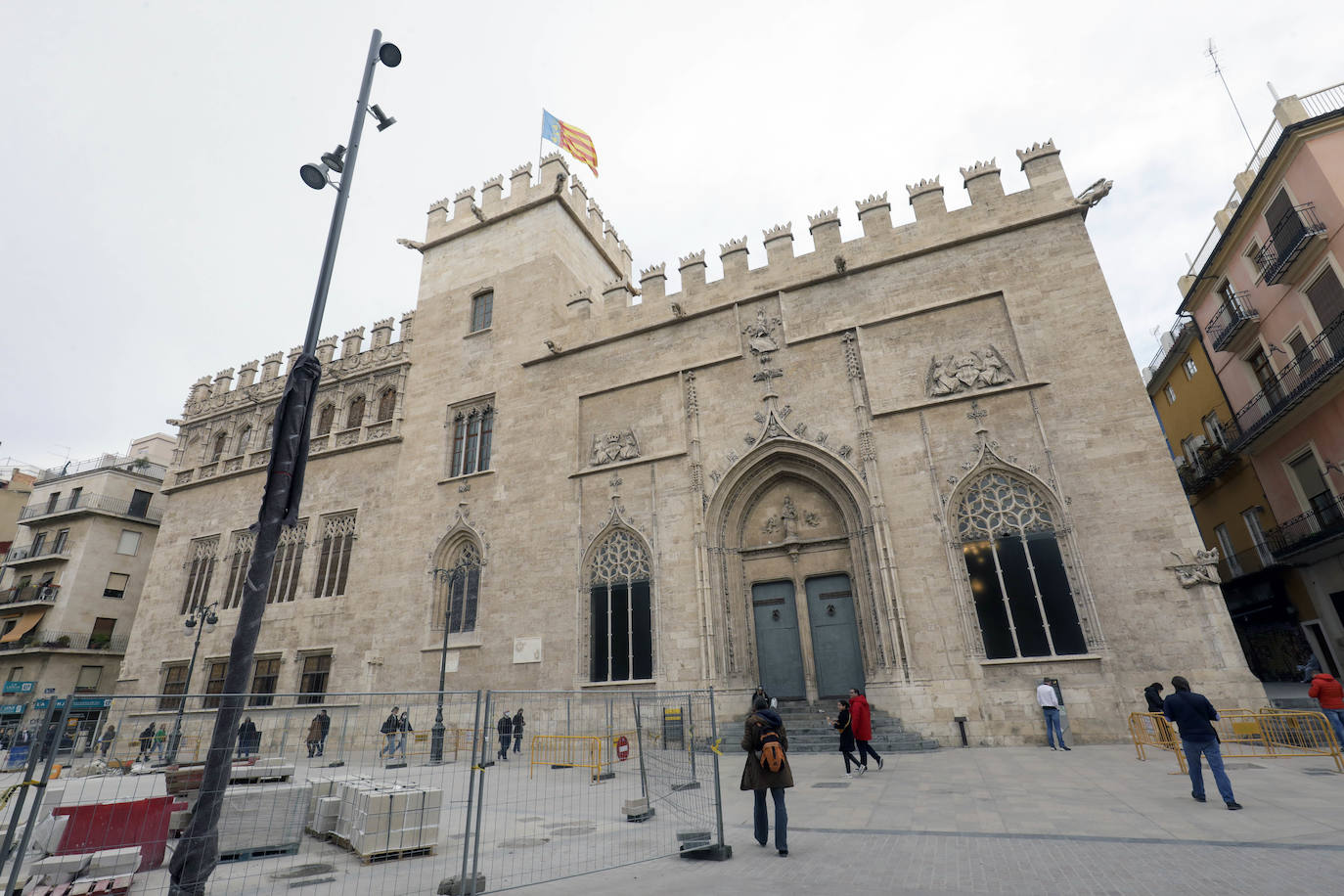 Fotos: Luces de vanguardia en el centro histórico de Valencia