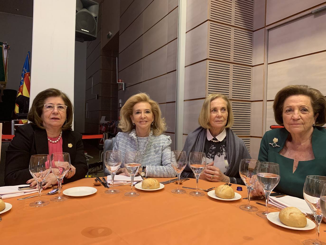 Victoria Liceras, Mayrén Beneyto, Elena García Del Moral y Amparo Fuster en el 75 aniversario de la Falla Grabador Esteve.