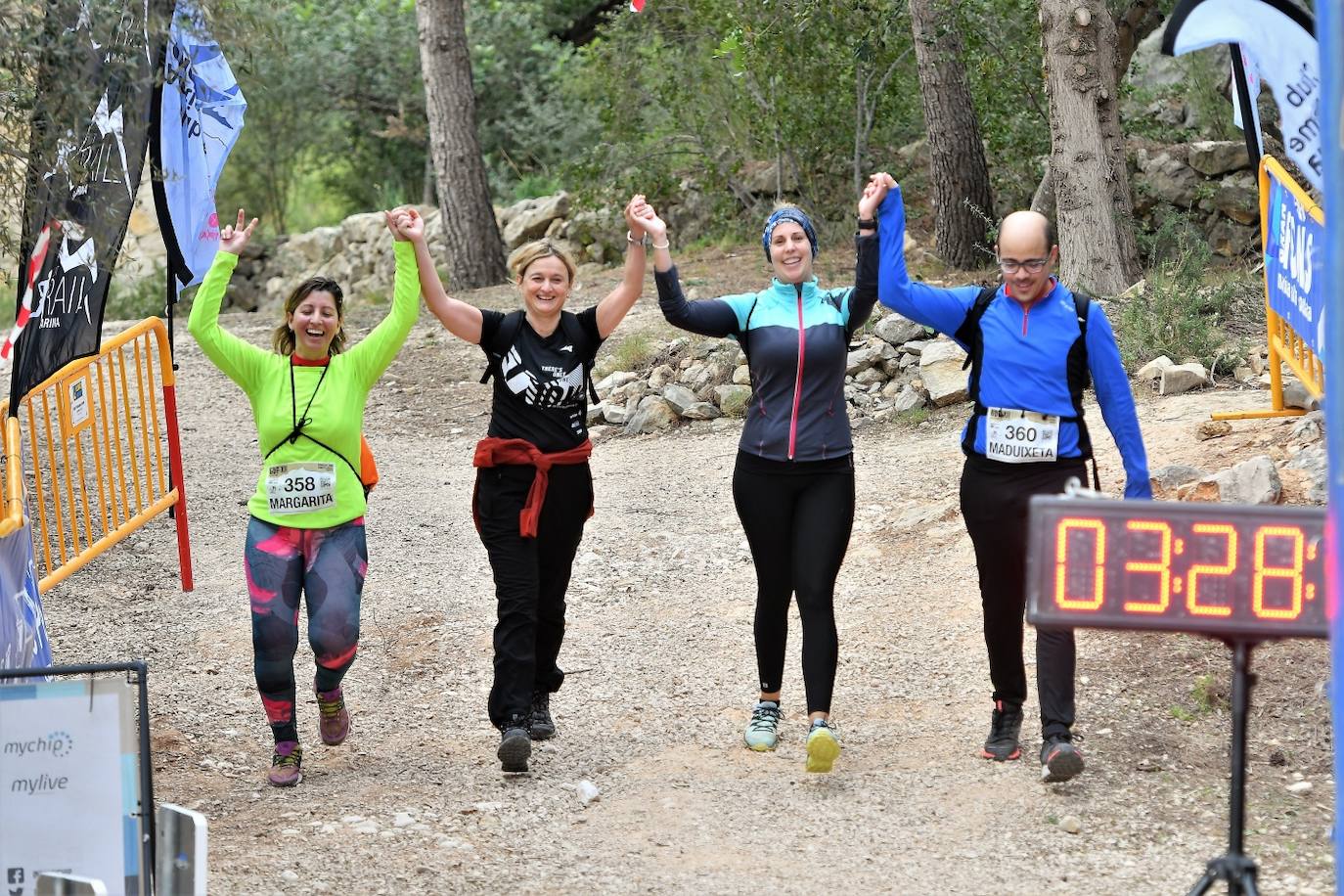 La prueba se celebra en Ondara con centenares de participantes