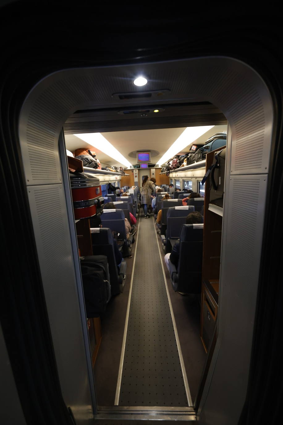 El primer tren de Avlo llega a Valencia.