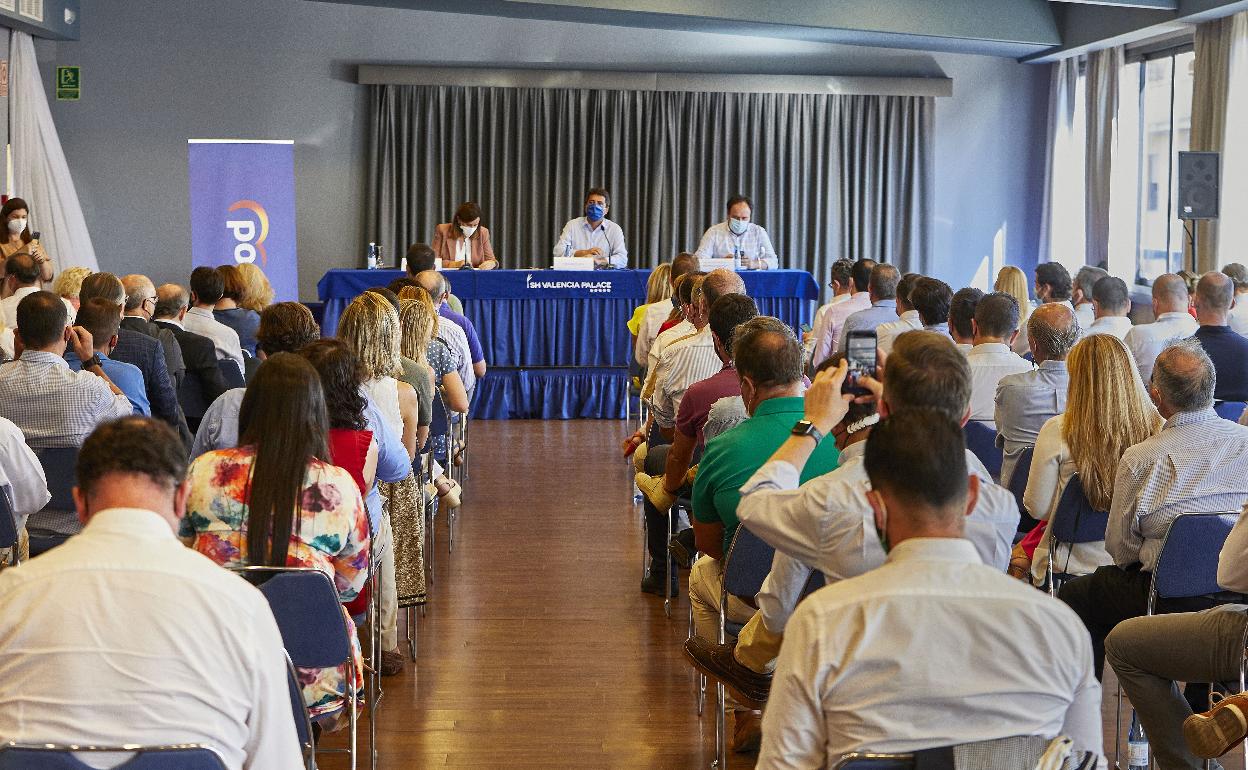 Reunión del comité ejecutivo del PP valenciano. 