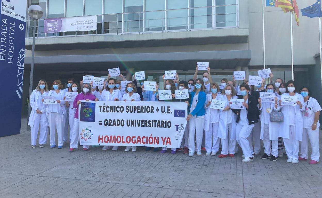 Protesta en el hospital de Gandia. 