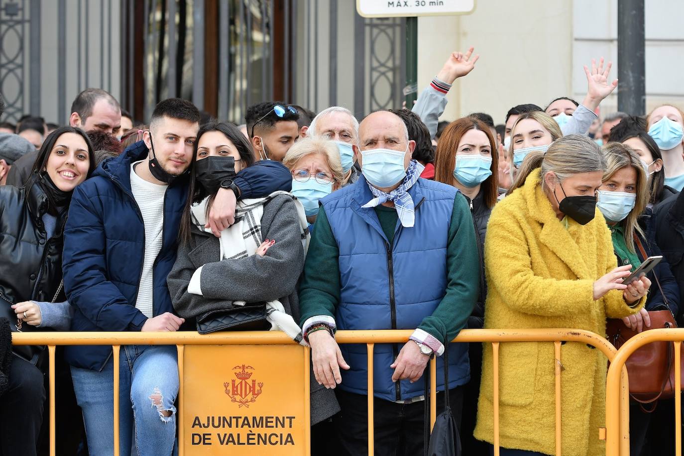 Fotos: Búscate en la mascletà del 27 de febrero