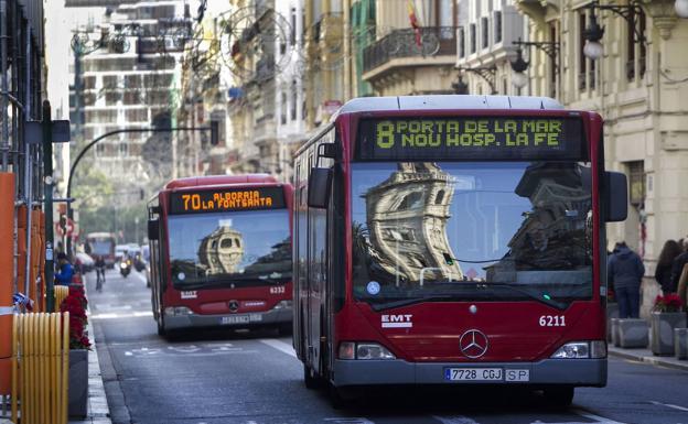 El fiscal pide tres años a dos hombres que se beneficiaron de otro fraude a la EMT