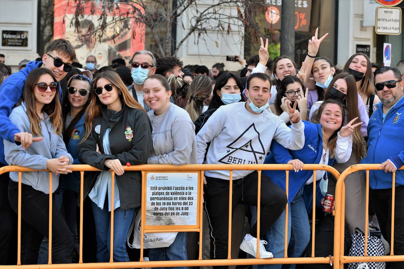 Fotos: Búscate en la mascletà del 1 de marzo de 2022