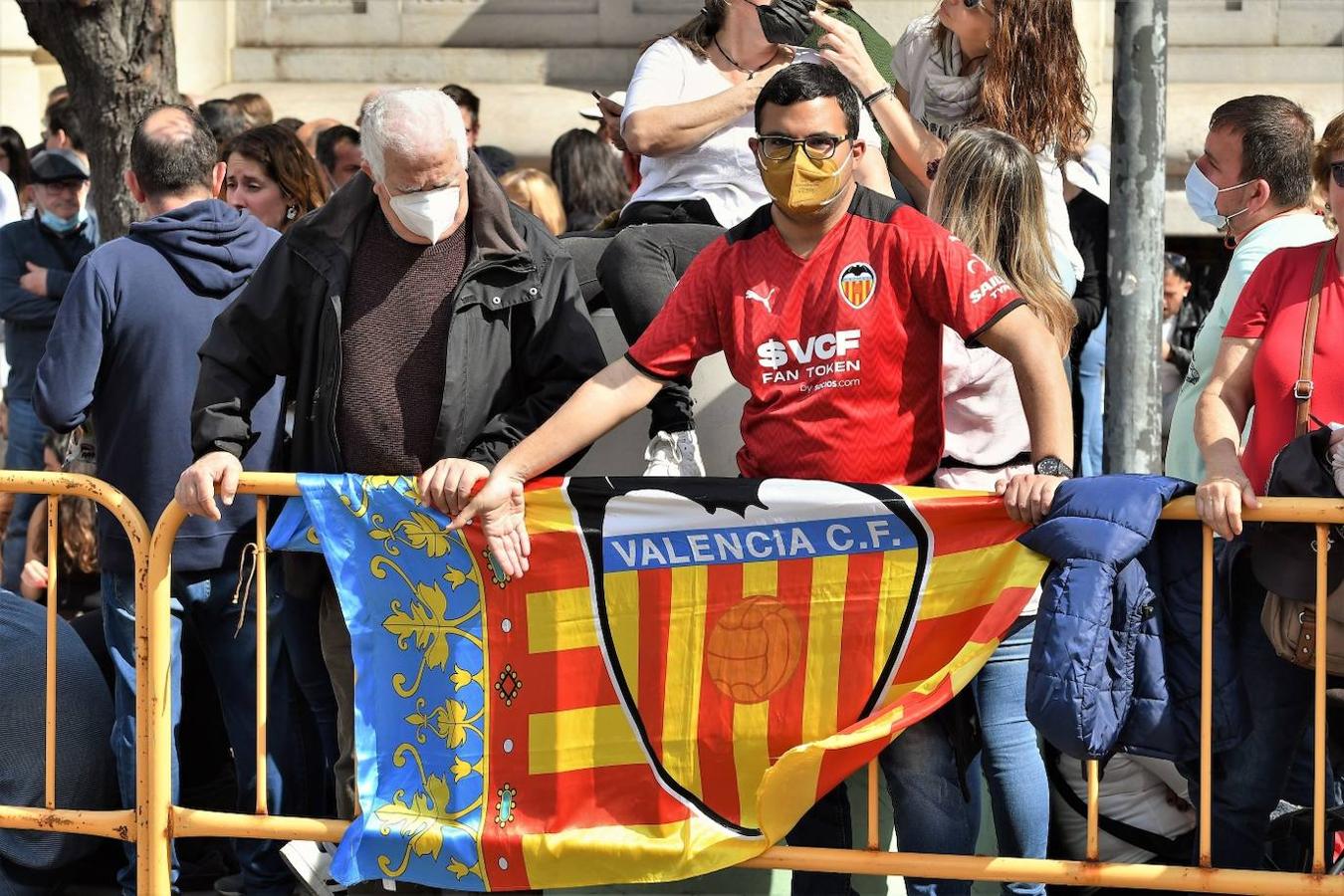 Fotos: Búscate en la mascletà del 2 de marzo de 2022